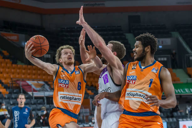 门前嗅觉 门前嗅觉