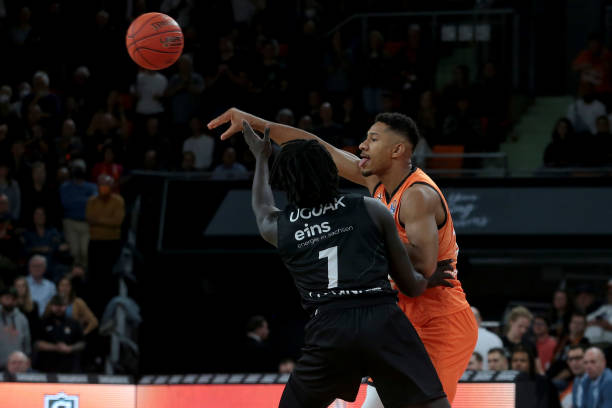 他自小接受 他自小接受