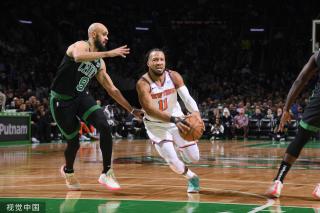 在比赛初期 在比赛初期