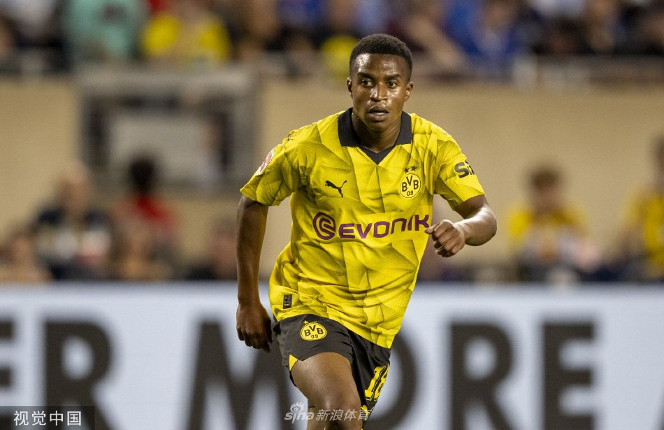 她得以冲击 她得以冲击